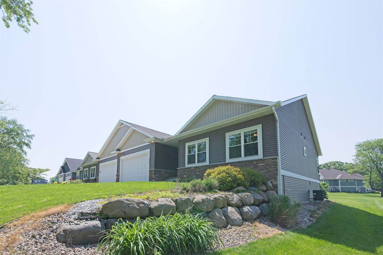4561 Golf Drive, Windsor, WI 53598