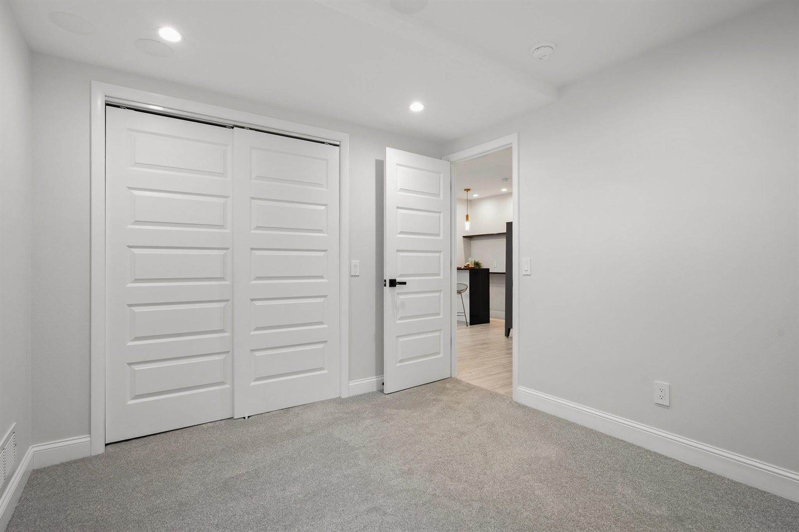 1 Deschamp, Madison, WI 53718