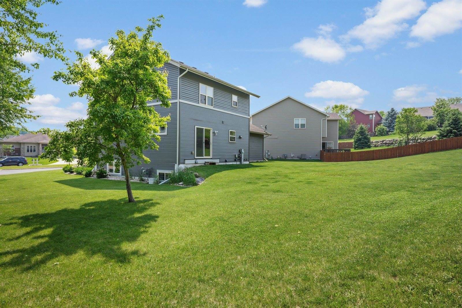 1 Deschamp, Madison, WI 53718