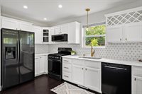 1 Deschamp, Madison, WI 53718