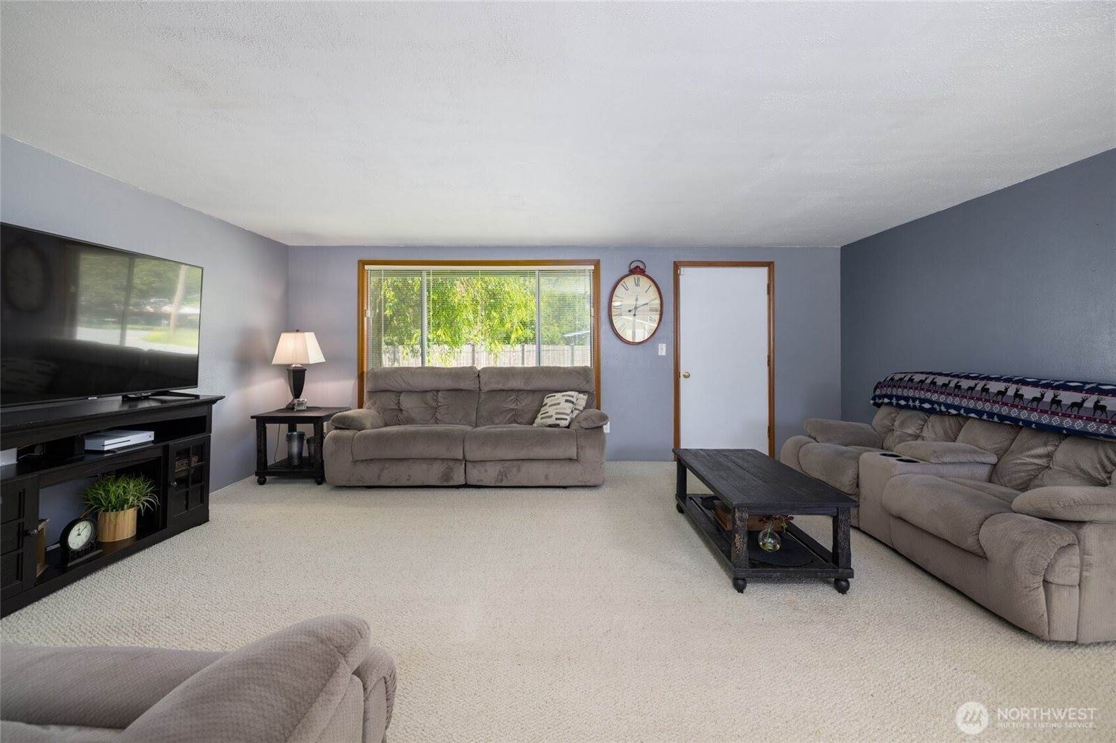 23696 Lake Drive, Mount Vernon, WA 98273