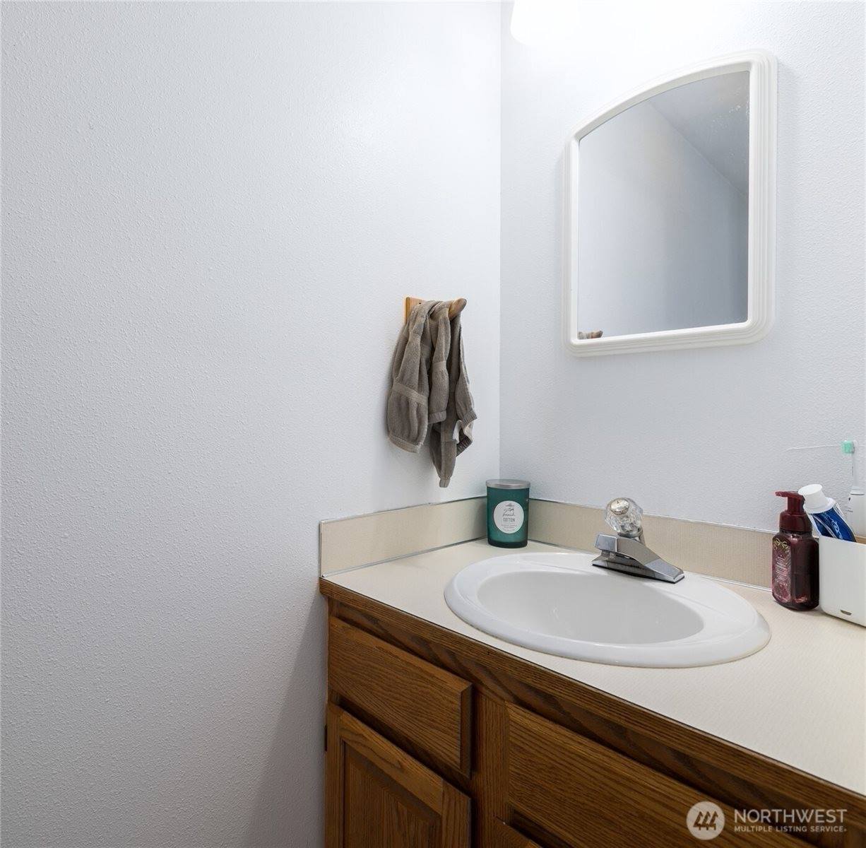 23696 Lake Drive, Mount Vernon, WA 98273