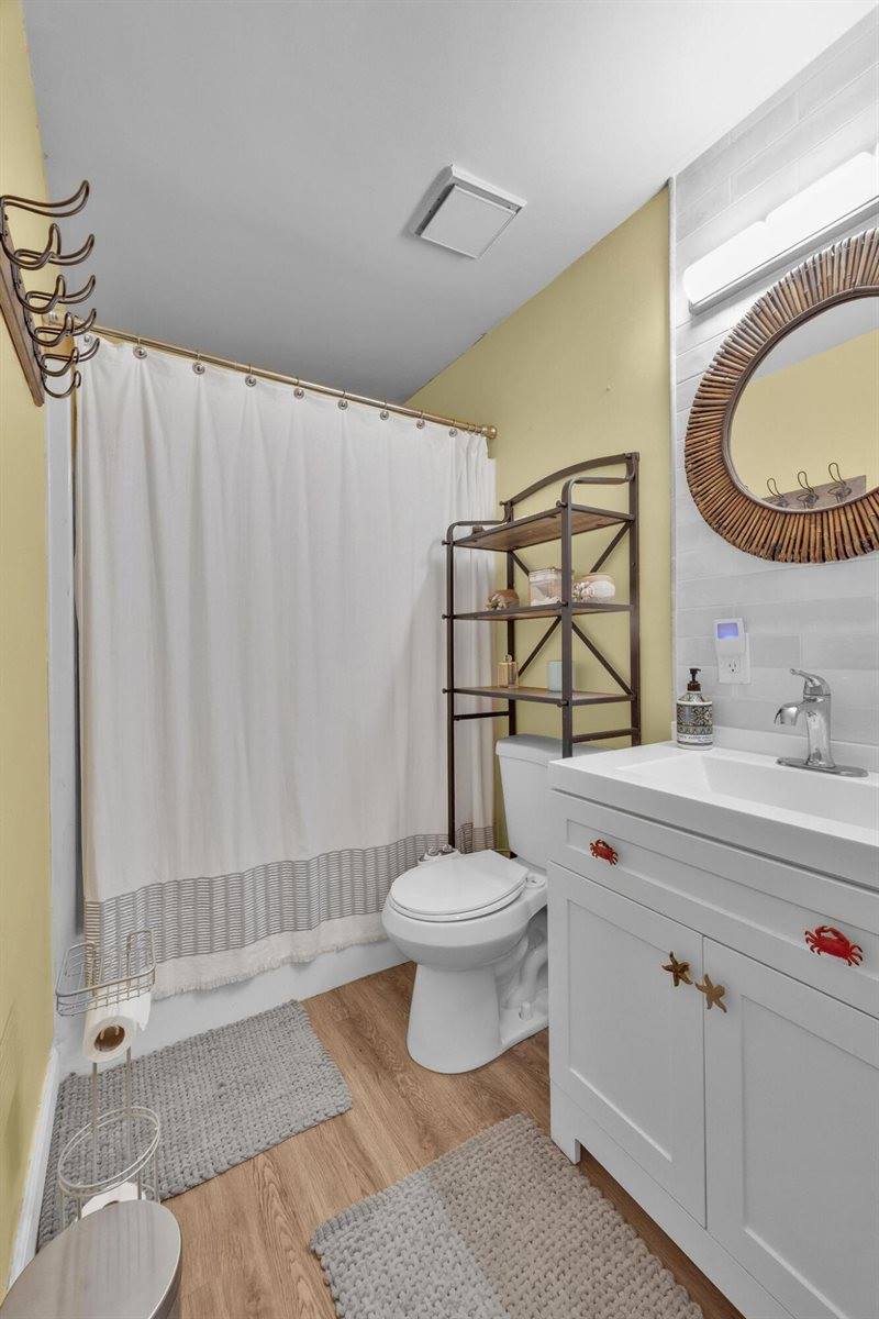 2121 SE Wayne Road, Stuart, FL 34994