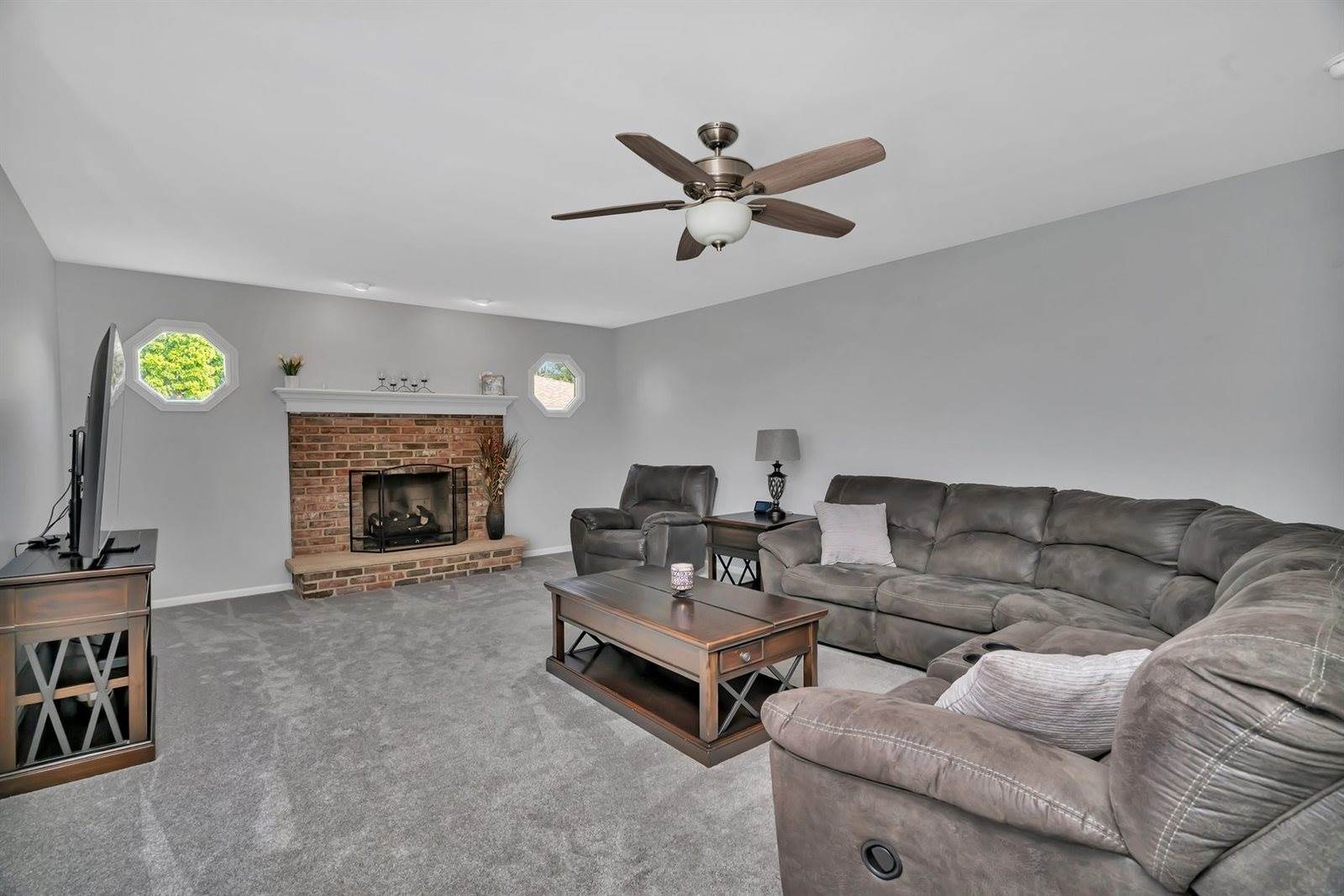 2825 Centurion Lane, New Lenox, IL 60451