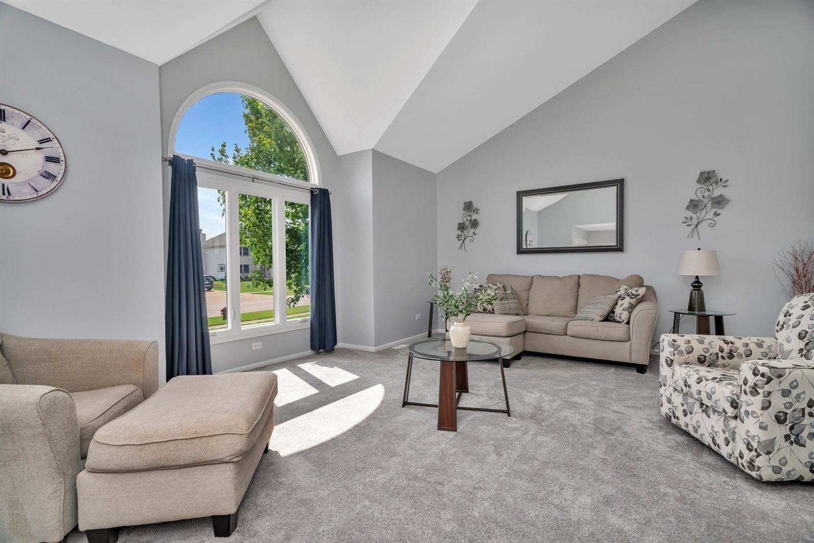 2825 Centurion Lane, New Lenox, IL 60451