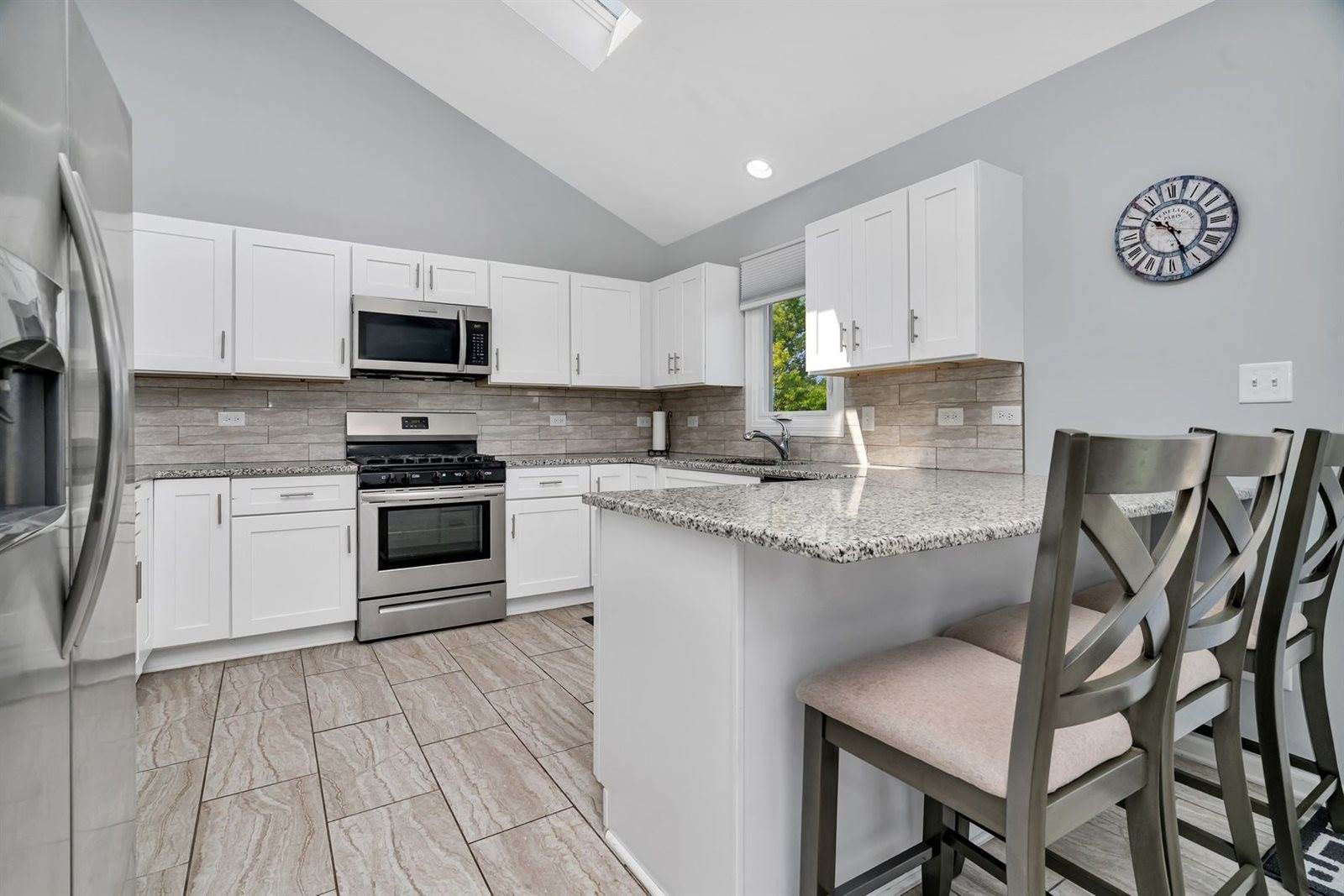 2825 Centurion Lane, New Lenox, IL 60451