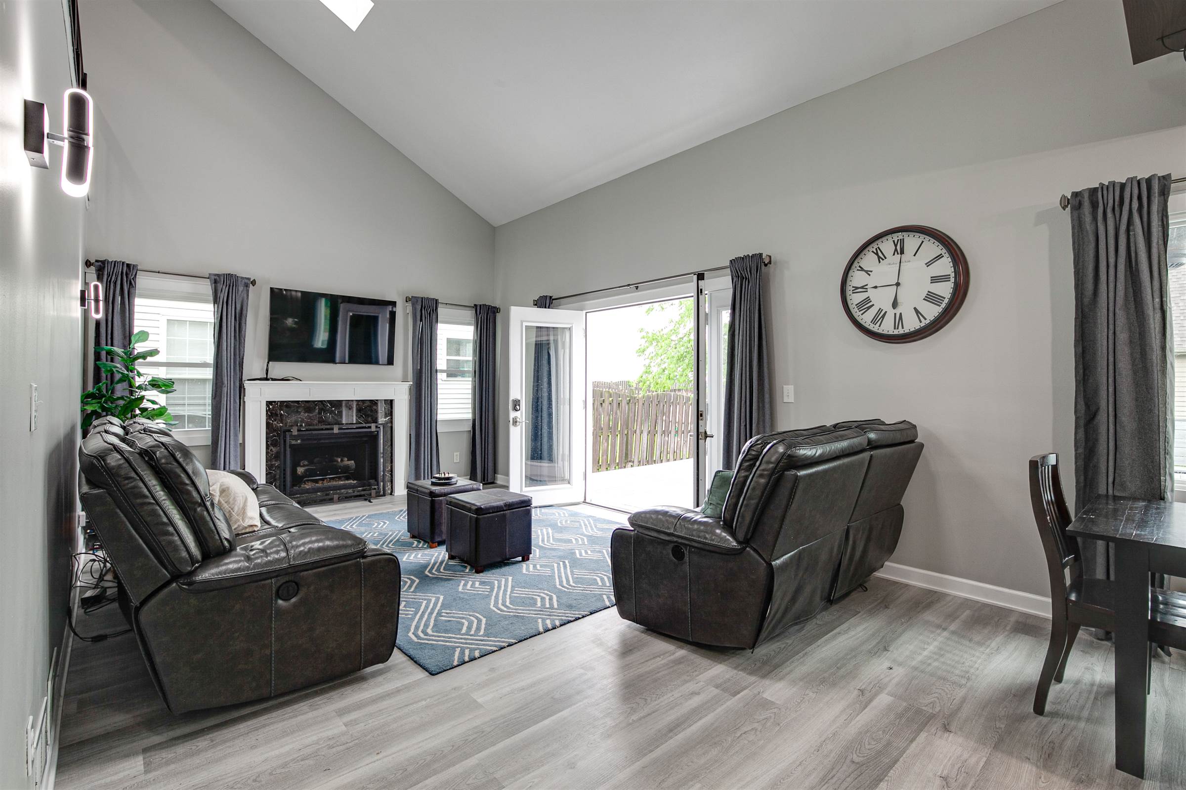 9508 63rd St, Kenosha, WI 53142