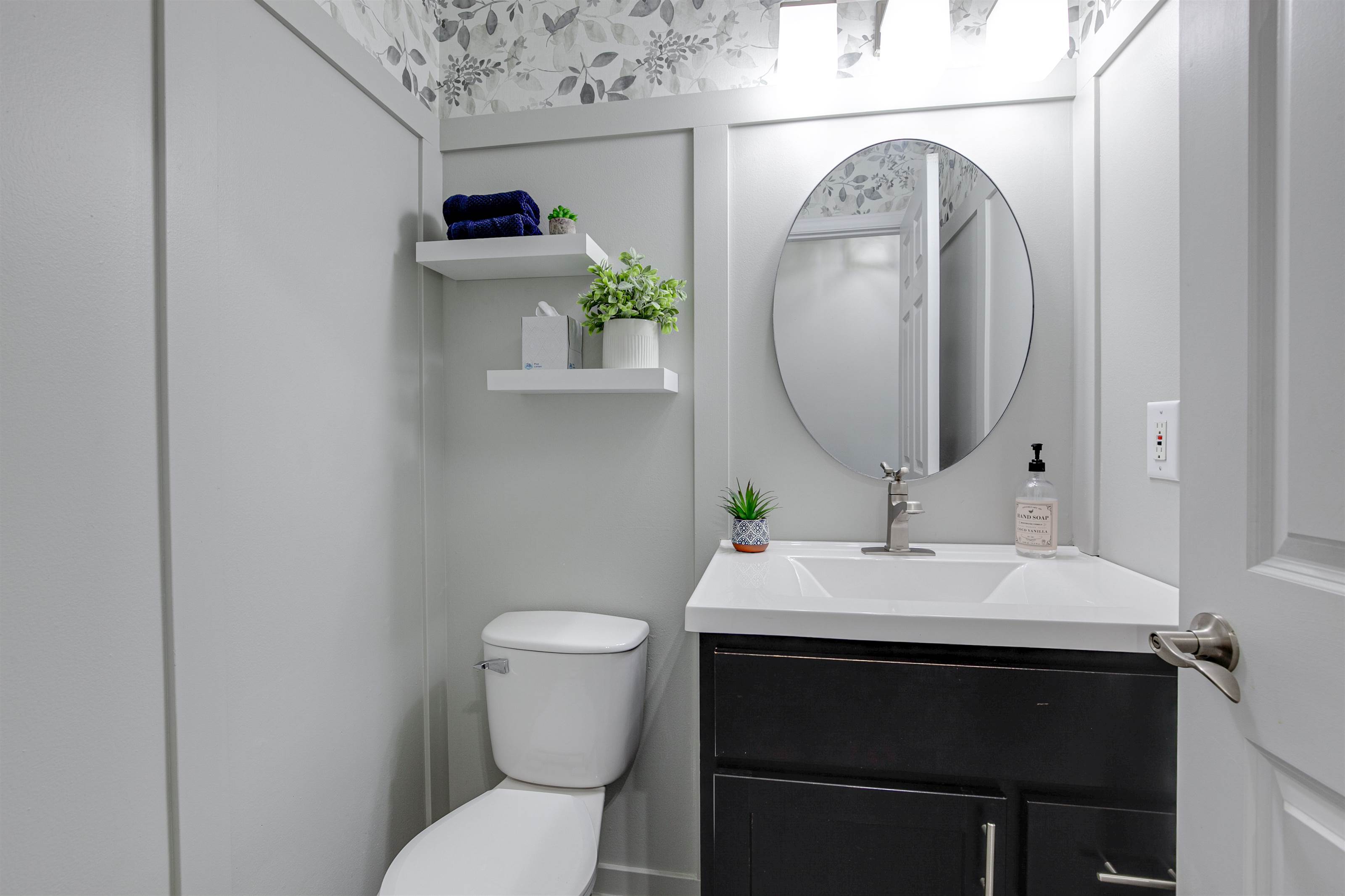 9508 63rd St, Kenosha, WI 53142