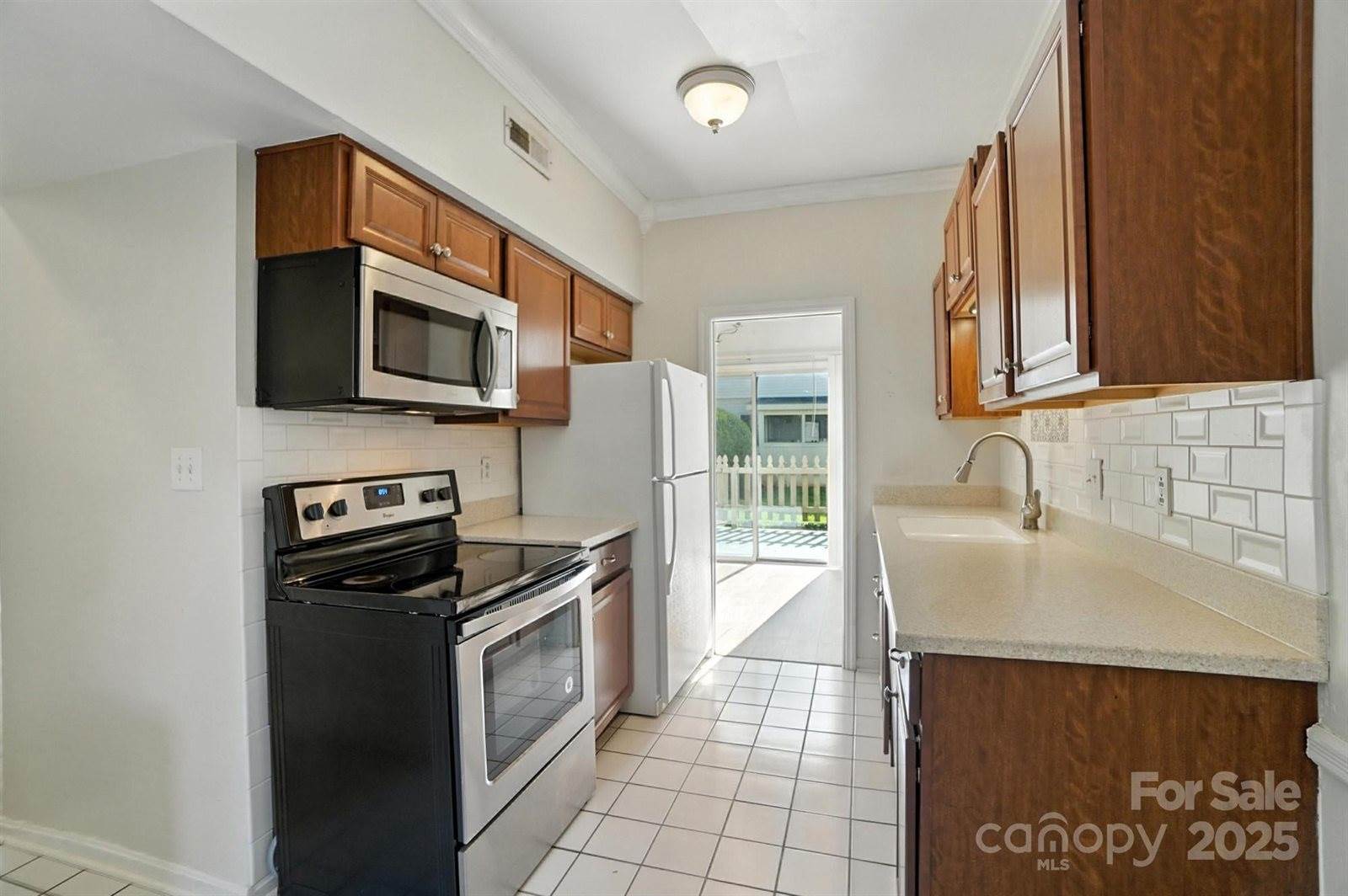 5947 Quail Hollow Road, Charlotte, NC 28210