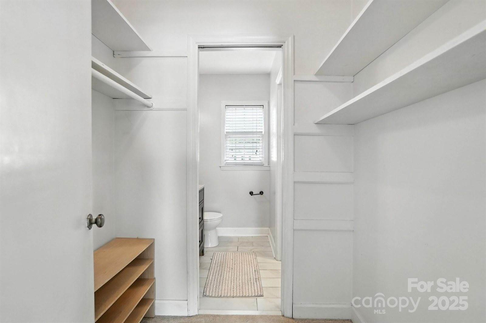 5947 Quail Hollow Road, Charlotte, NC 28210