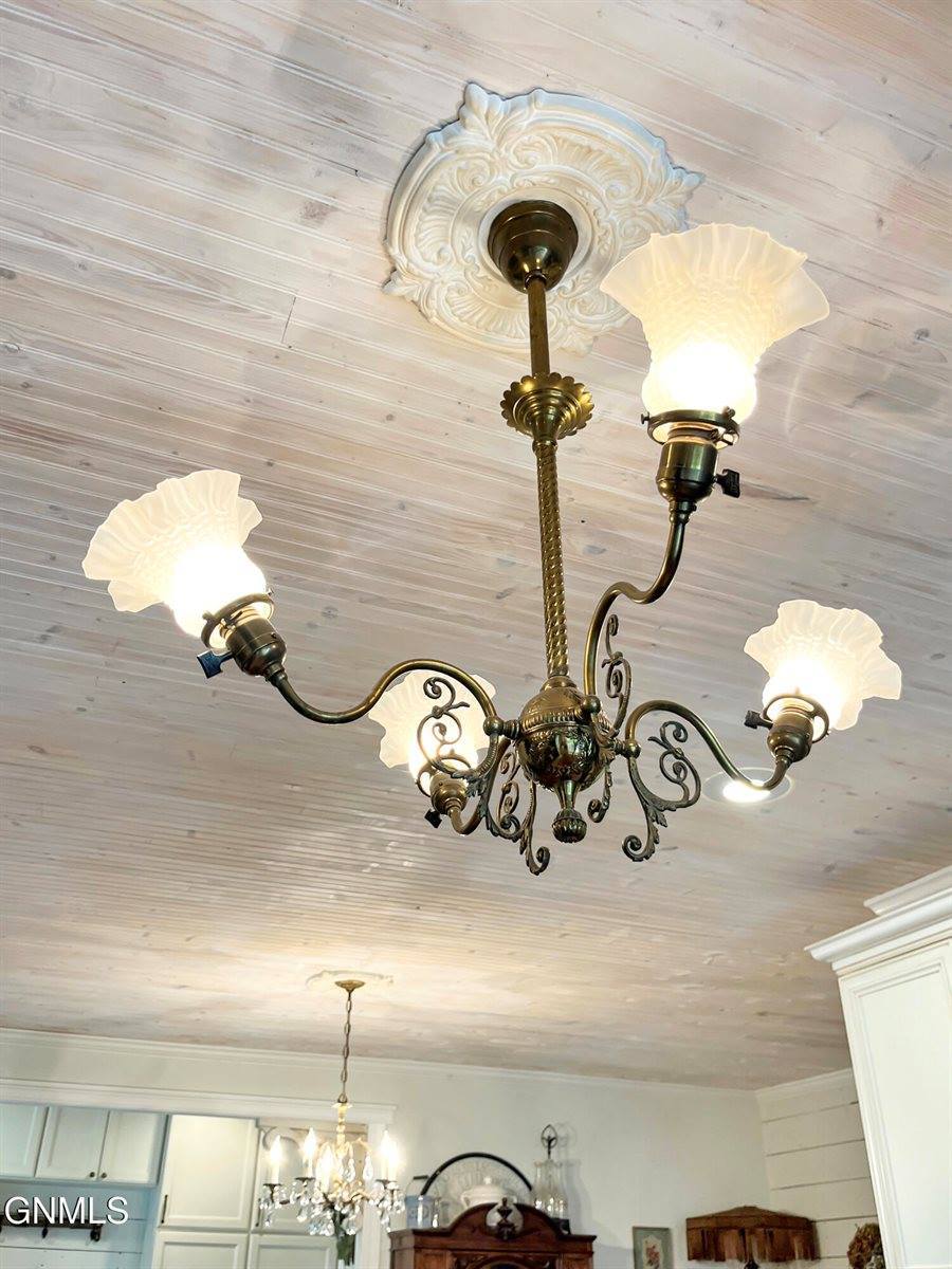 209 S Dakota Street, Tioga, ND 58852