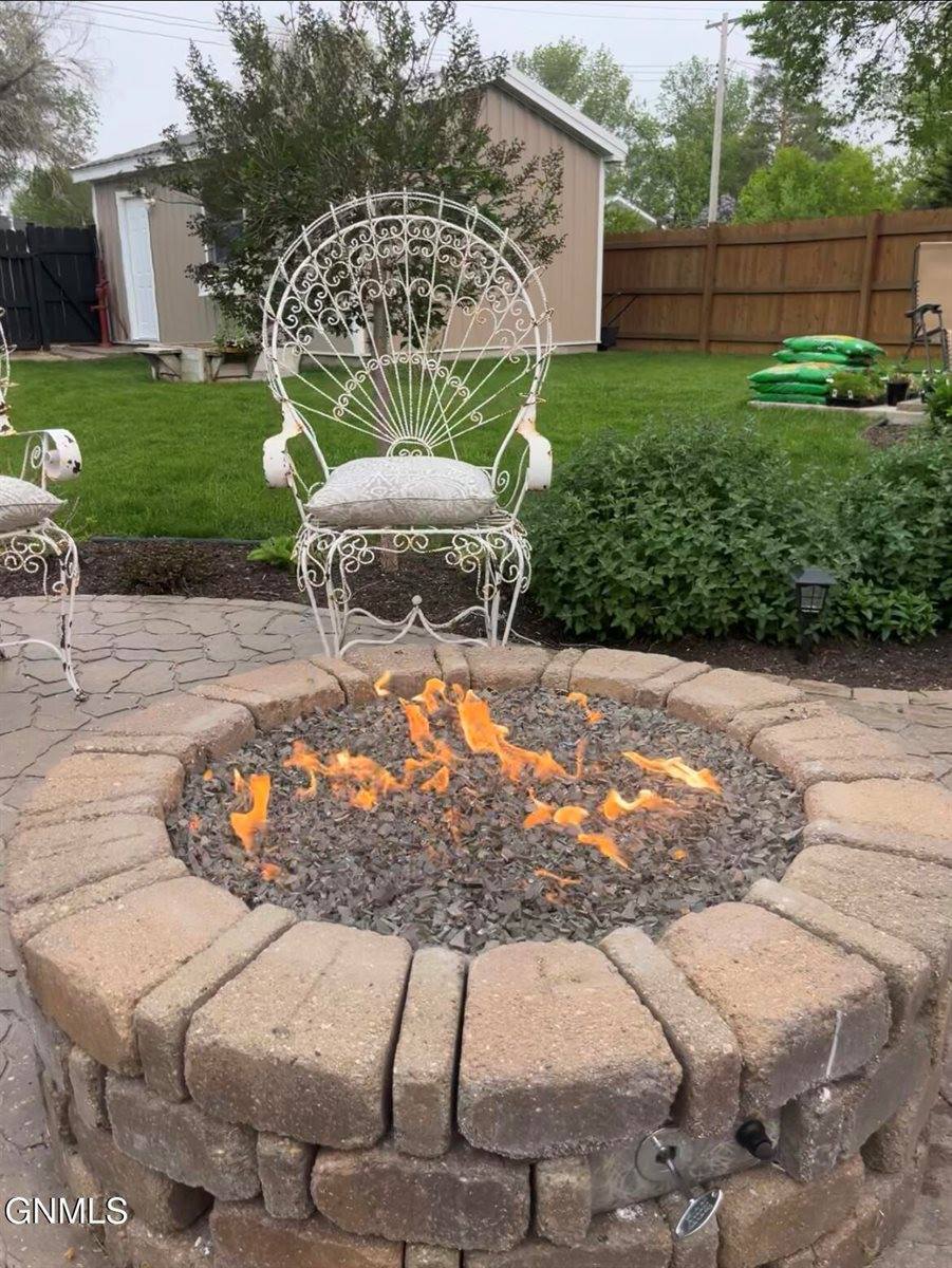 209 S Dakota Street, Tioga, ND 58852