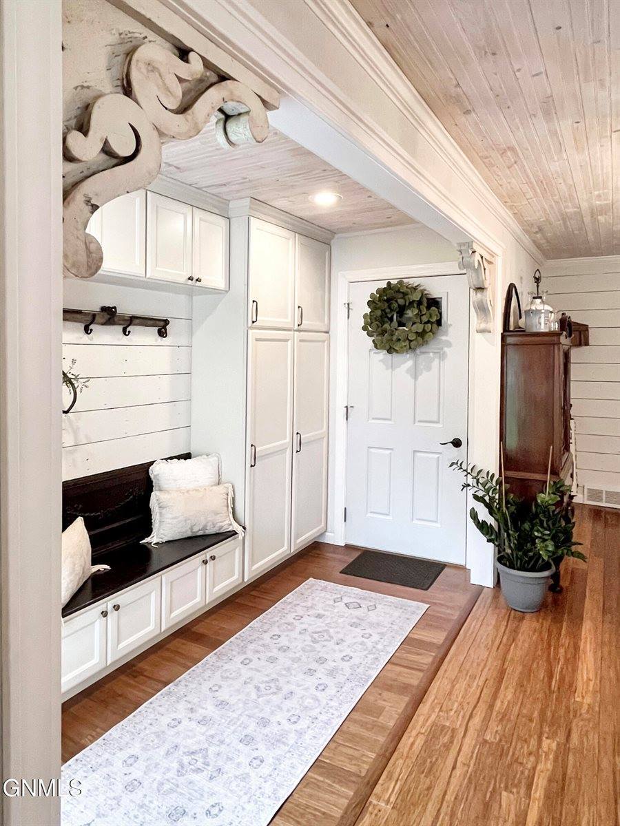 209 S Dakota Street, Tioga, ND 58852