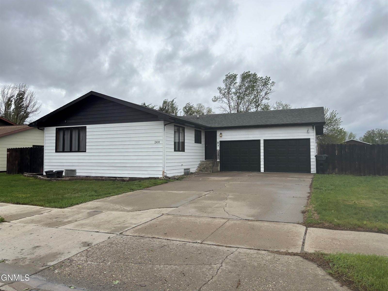 2414 15th Avenue West, Williston, ND 58801
