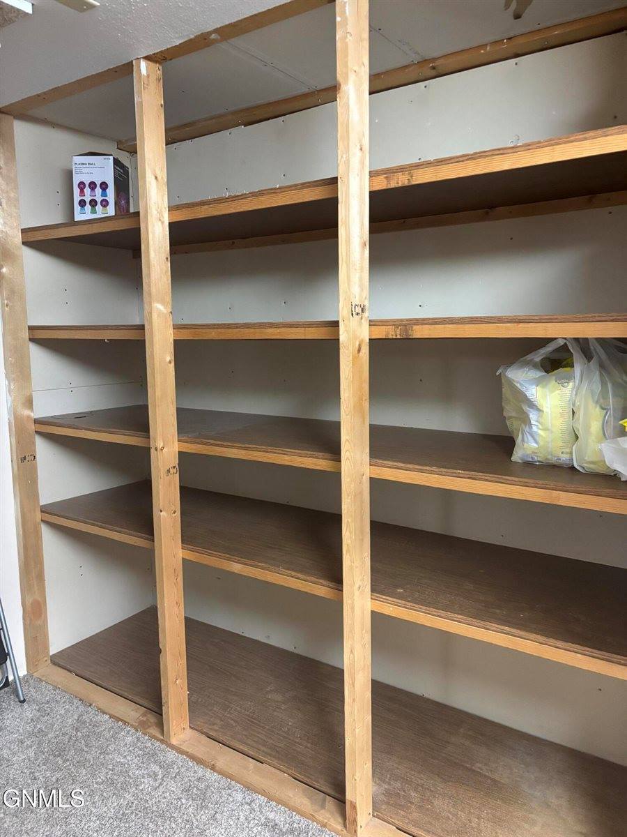 2414 15th Avenue West, Williston, ND 58801