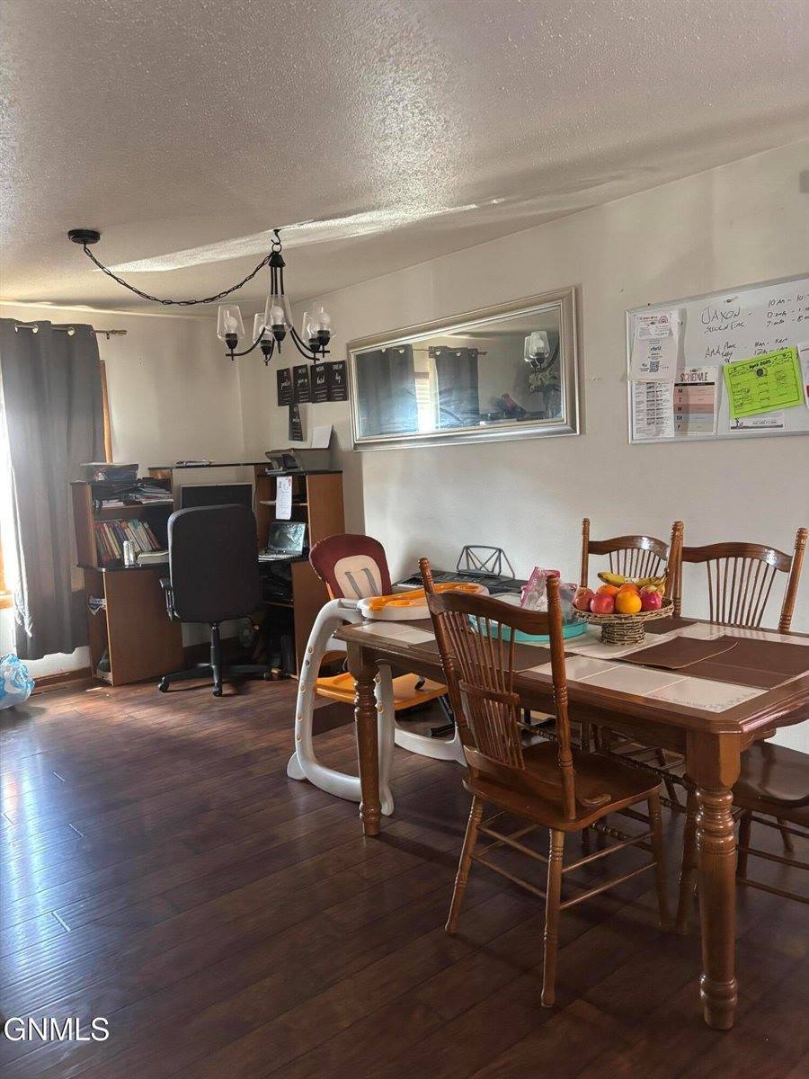 2414 15th Avenue West, Williston, ND 58801