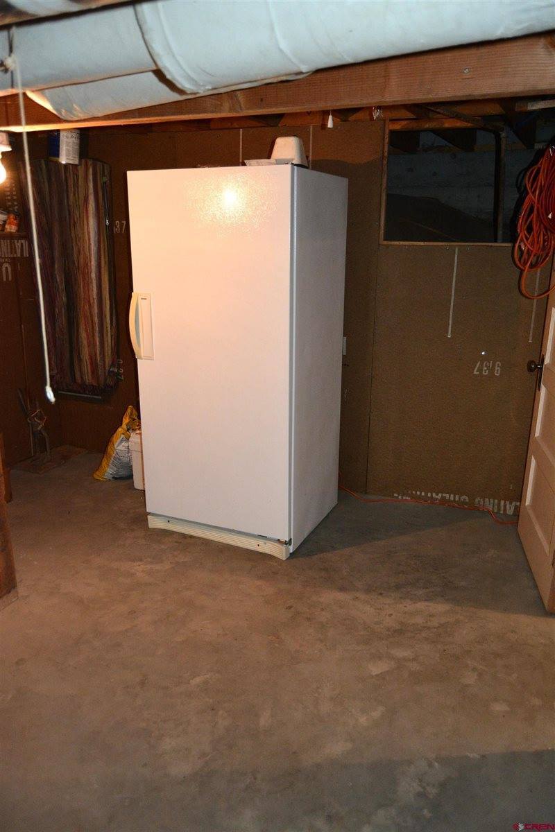 8801 2100 Road, Austin, CO 81410