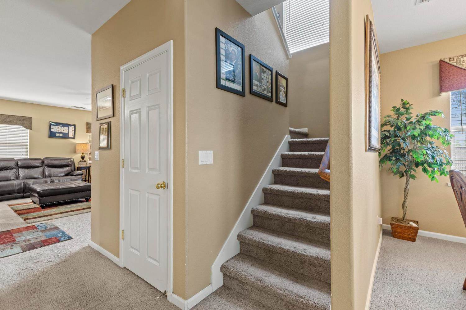 8681 Fobes Drive, Antelope, CA 95843