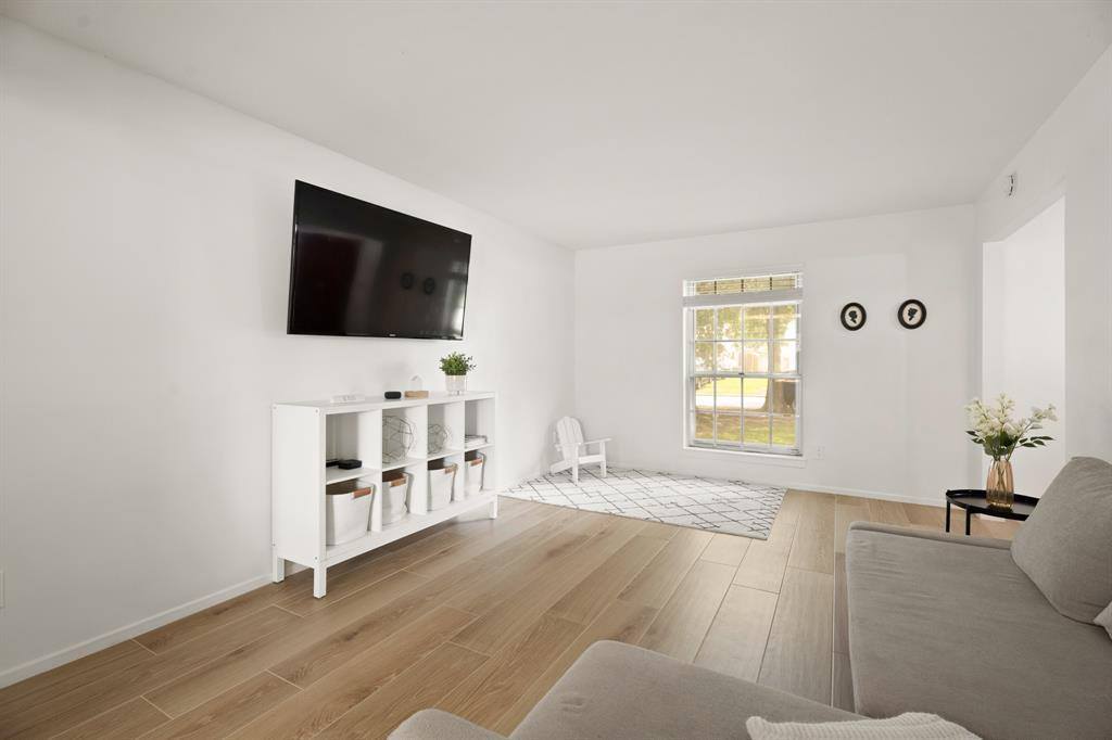 10907 Sagemeadow Lane, Houston, TX 77089