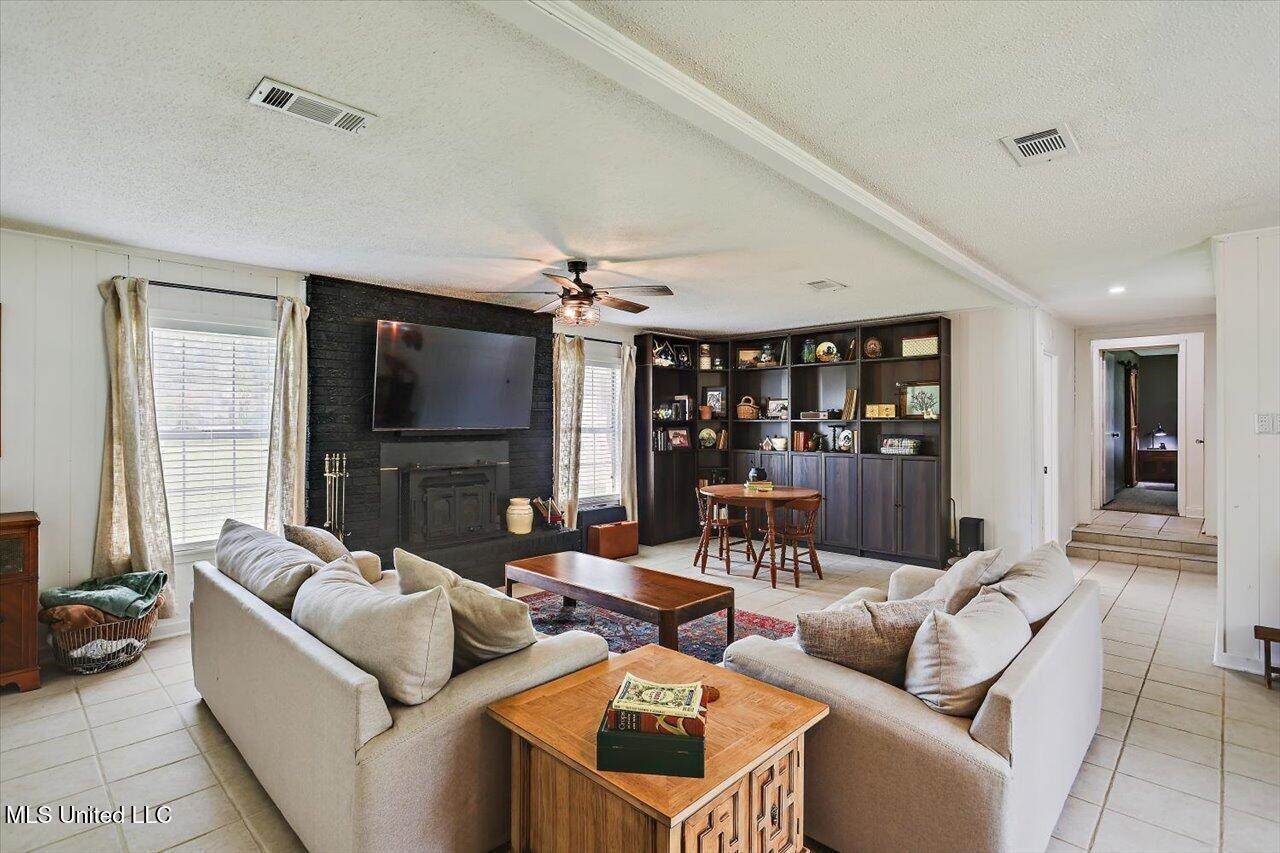 12661 Springridge Road, Terry, MS 39170