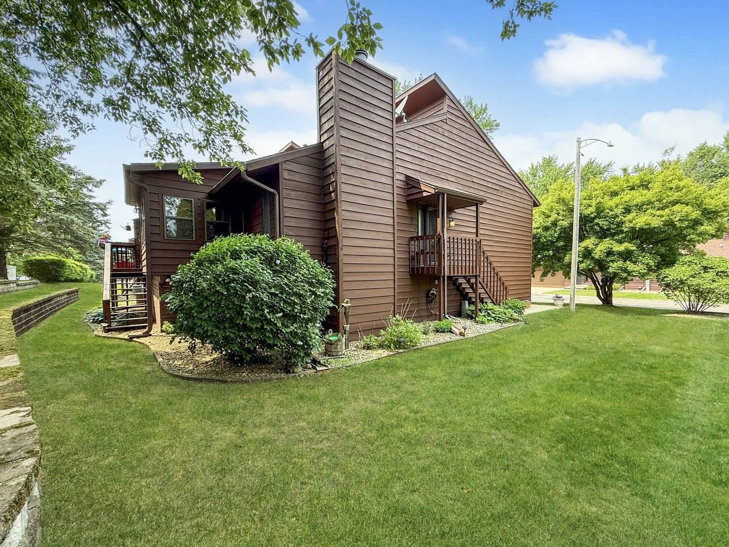 2901 Acorn Drive, Freeport, IL 61032