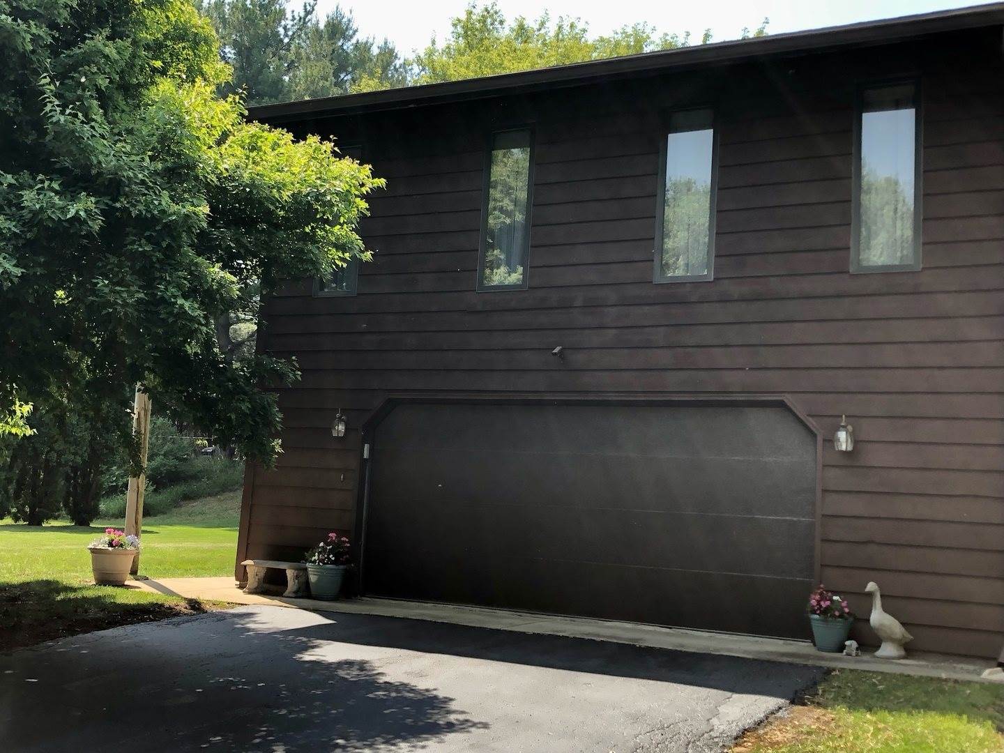 2901 Acorn Drive, Freeport, IL 61032