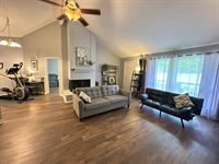 124 Lake Forest Boulevard, Daphne, AL 36526