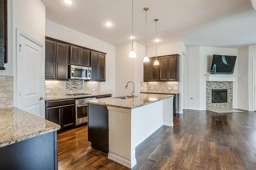 601 Mangrove Trail, Saginaw, TX 76131