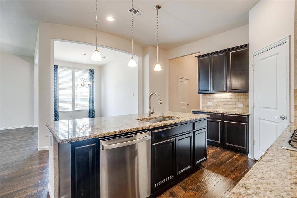 601 Mangrove Trail, Saginaw, TX 76131