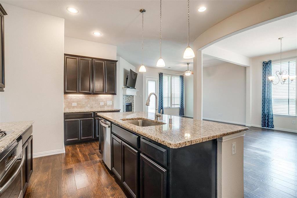 601 Mangrove Trail, Saginaw, TX 76131