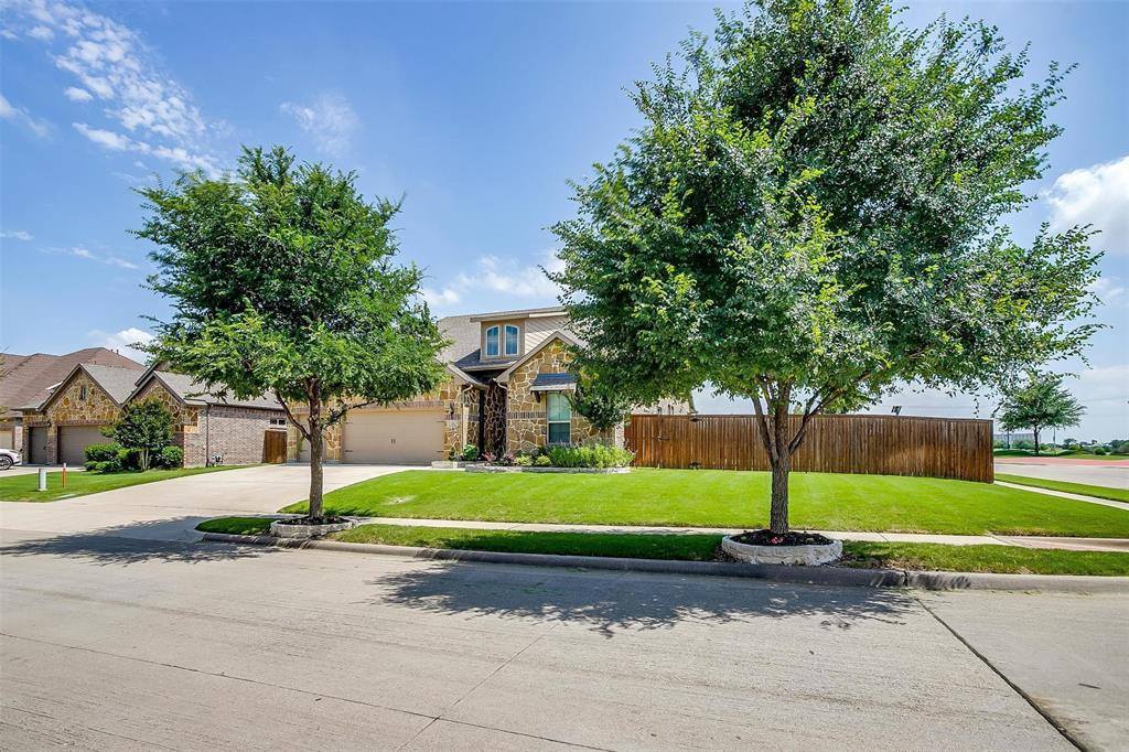 601 Mangrove Trail, Saginaw, TX 76131