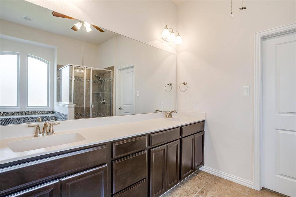 601 Mangrove Trail, Saginaw, TX 76131