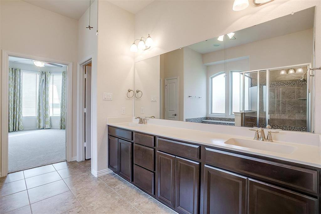 601 Mangrove Trail, Saginaw, TX 76131