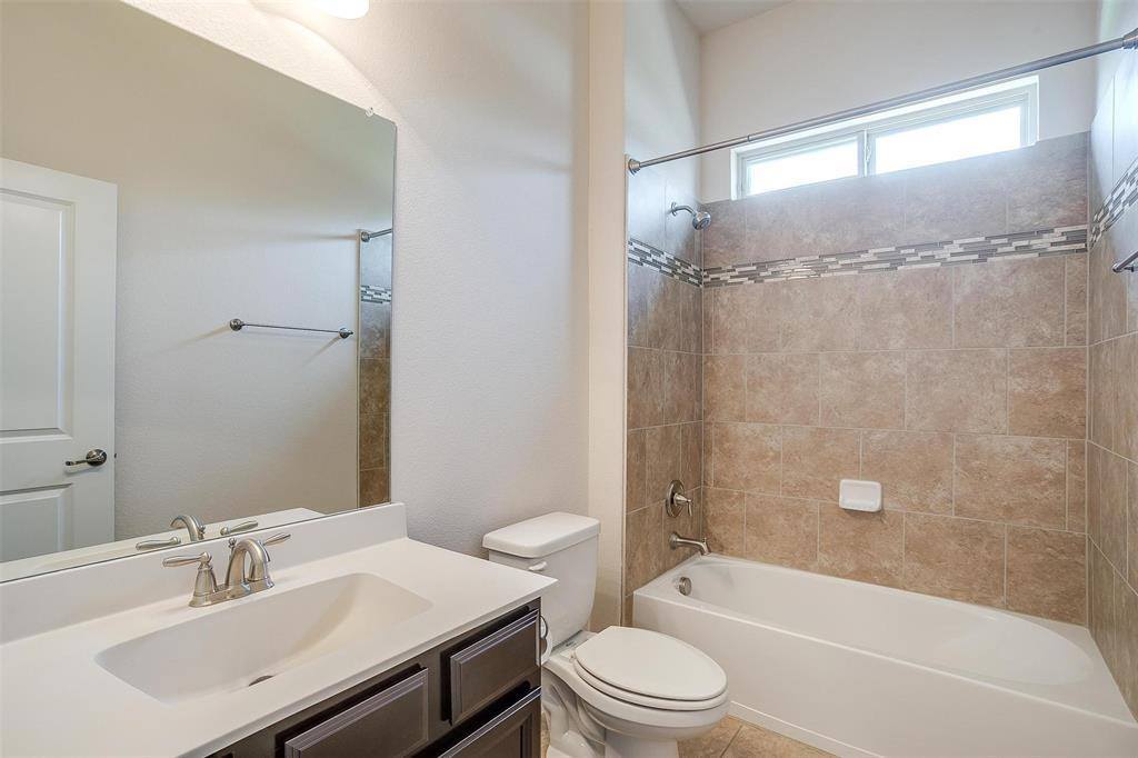 601 Mangrove Trail, Saginaw, TX 76131