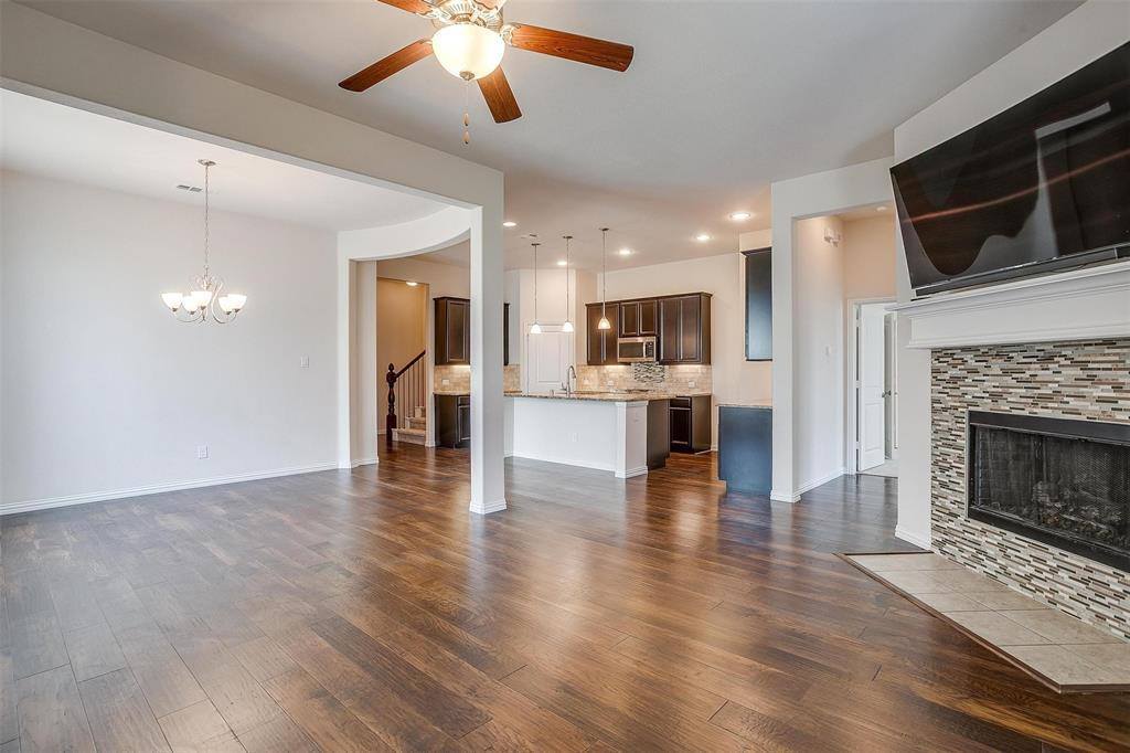 601 Mangrove Trail, Saginaw, TX 76131