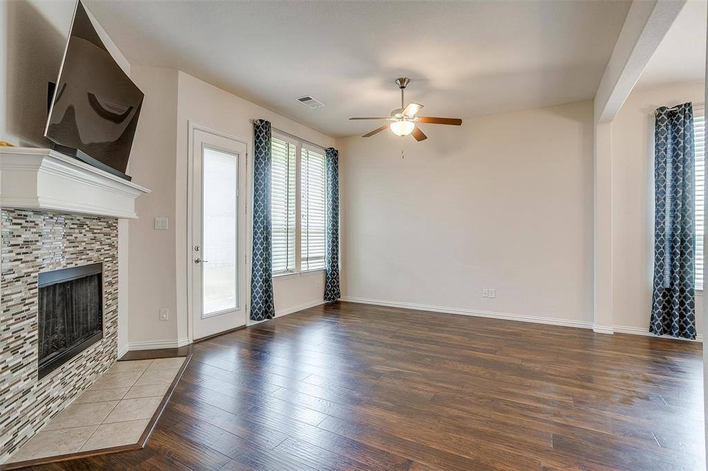 601 Mangrove Trail, Saginaw, TX 76131