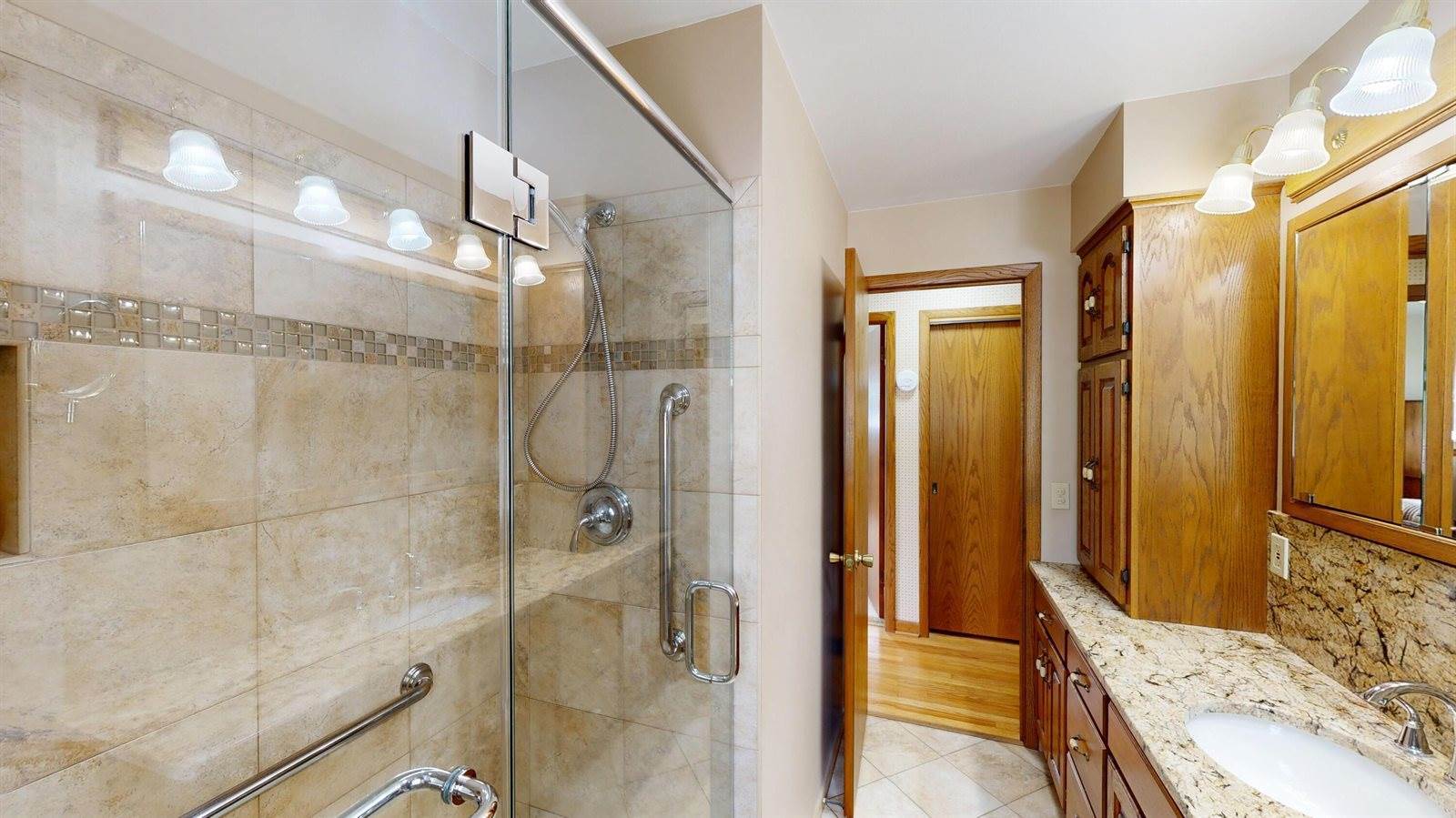 615 Nelson St, Fort Atkinson, WI 53538