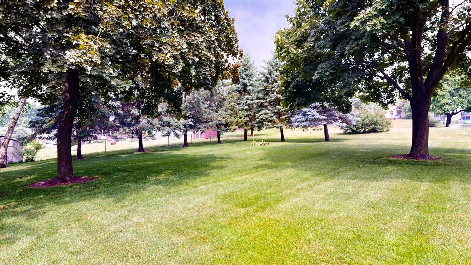 615 Nelson St, Fort Atkinson, WI 53538