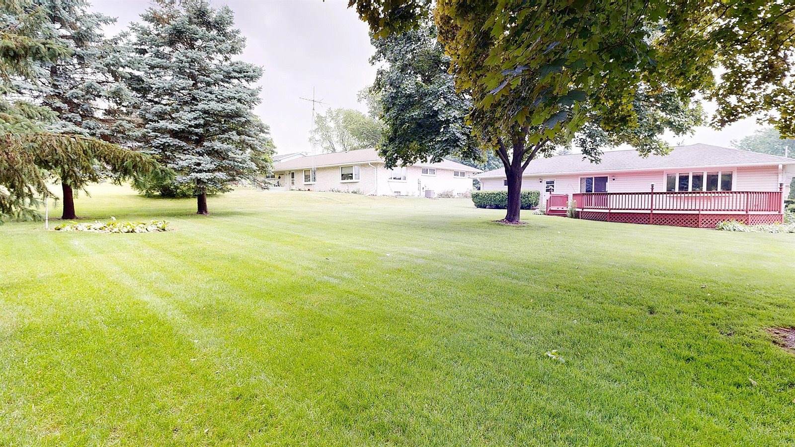615 Nelson St, Fort Atkinson, WI 53538