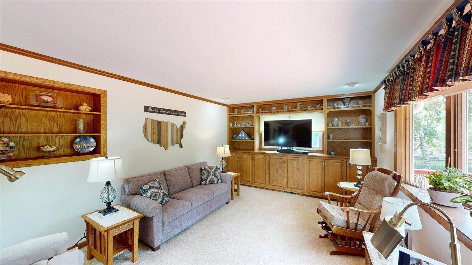 615 Nelson St, Fort Atkinson, WI 53538