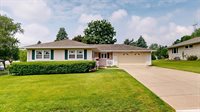 615 Nelson St, Fort Atkinson, WI 53538