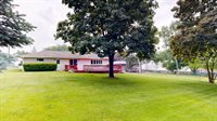 615 Nelson St, Fort Atkinson, WI 53538