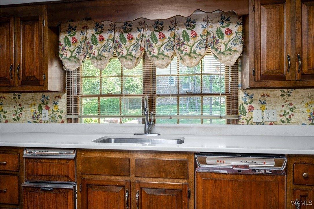 5204 Dove Creek Avenue, Northport, AL 35473