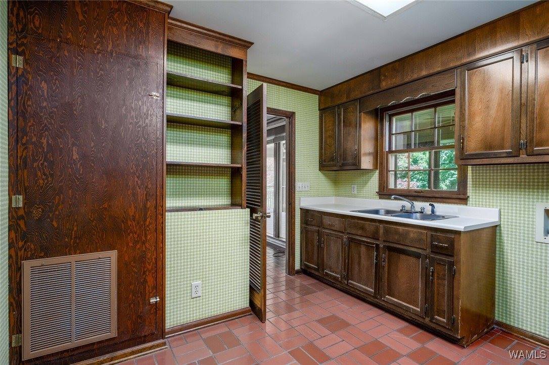 5204 Dove Creek Avenue, Northport, AL 35473