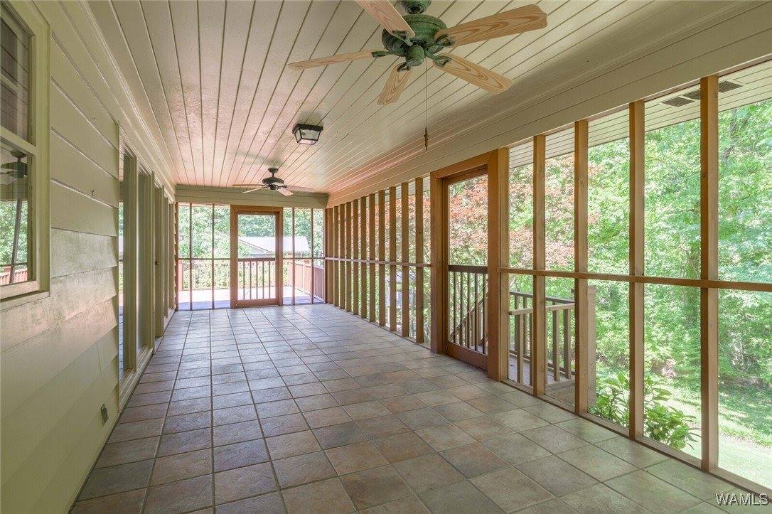 5204 Dove Creek Avenue, Northport, AL 35473