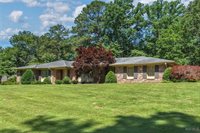 5204 Dove Creek Avenue, Northport, AL 35473