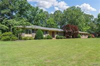 5204 Dove Creek Avenue, Northport, AL 35473