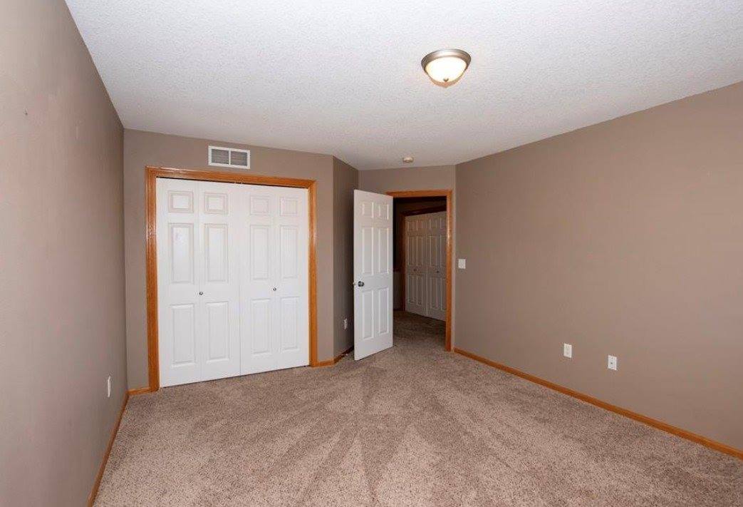 601 Orchard Hills Drive, Norwalk, IA 50211