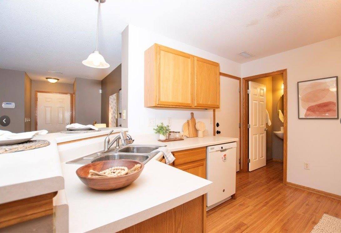 601 Orchard Hills Drive, Norwalk, IA 50211