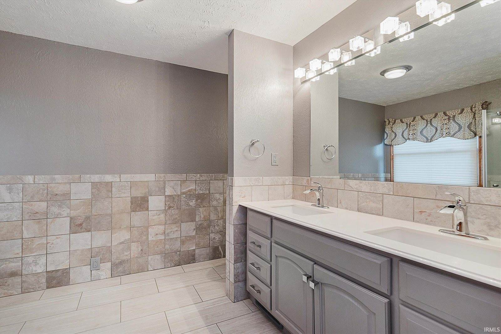 6445 E US Highway 35, Losantville, IN 47354